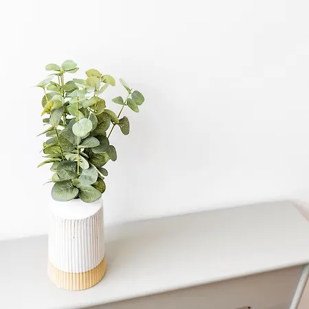 Appartement Chic 3 Bedroom With Balcony & Free Parking