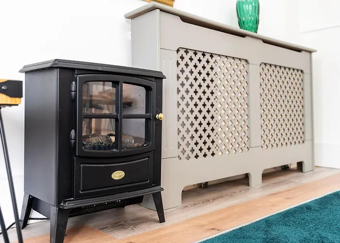 Chic 3 Bedroom With Balcony & Free Parking Appartement Leeds (West Yorkshire)